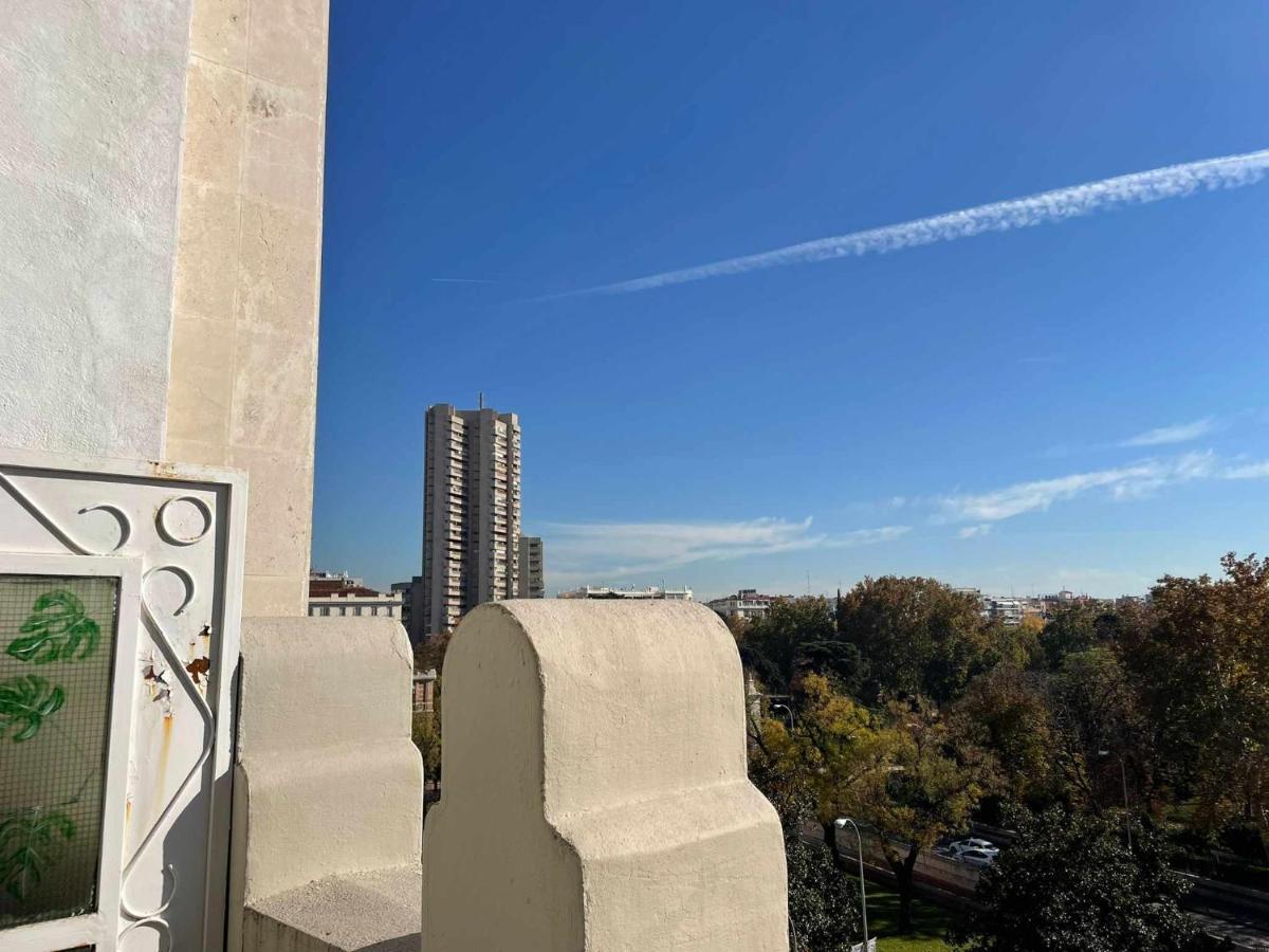 Apartamento Con Terraza Y Vistas Alcalaretiro Madrid Exteriér fotografie
